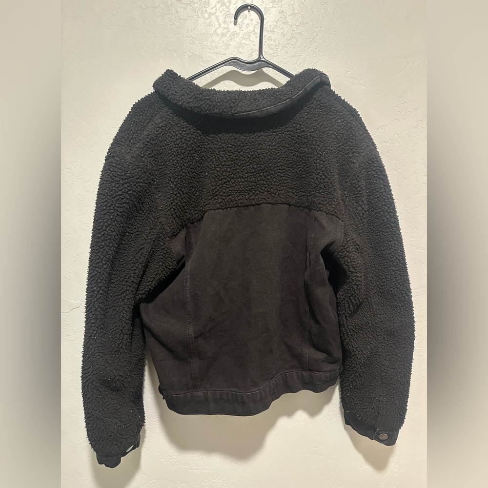 Black Sherpa-Lined Jean Jacket - Picture 6 of 7